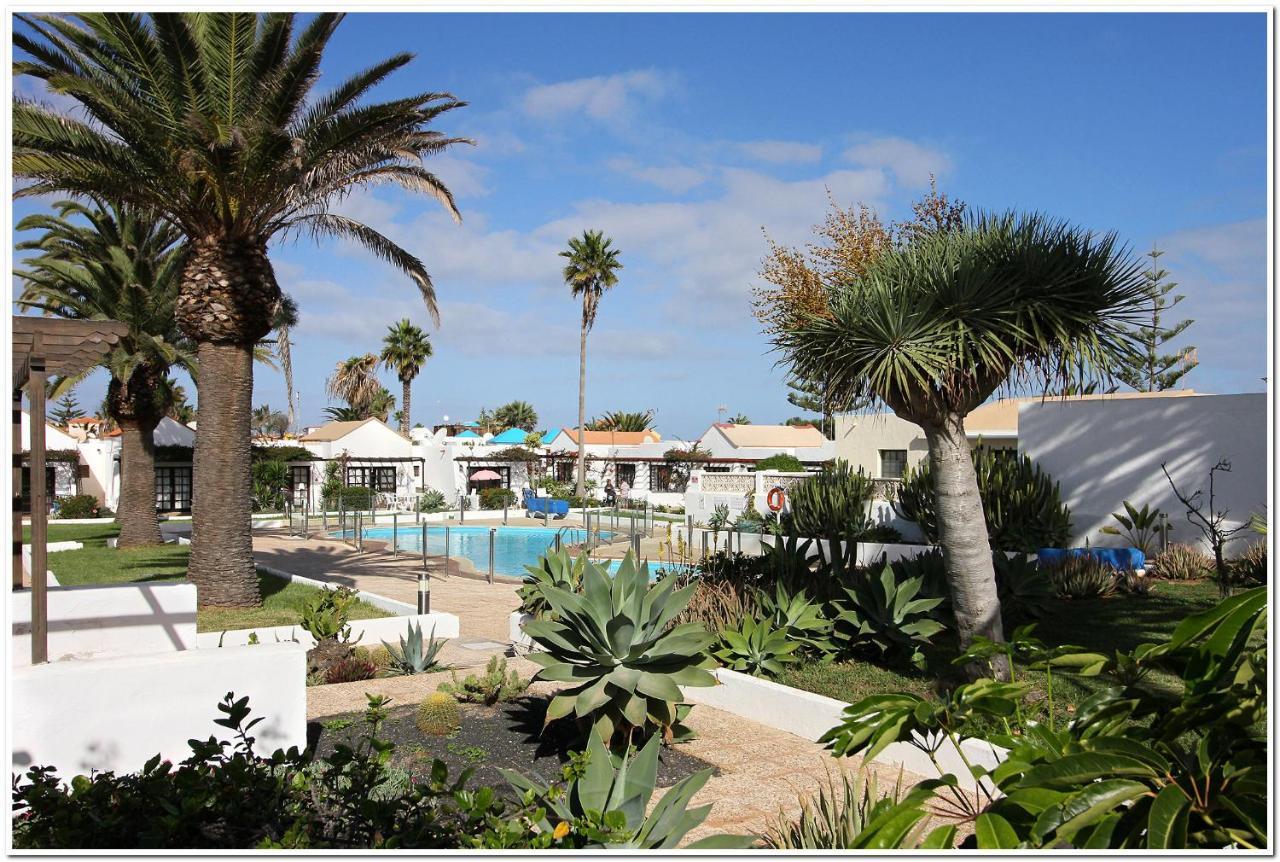 Estrella Del Mar 8. 1 Bedroom Villa With Pool And Gardens 300 Metres From The Beach Corralejo Exterior foto